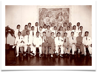 Welcome party given by the War Veterans in 1947. Ed in front with ELCGA senior staff