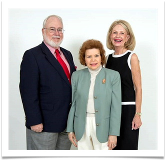 Col. Edwin P. Ramsey Jr., Raqui and Dr. Danette Boyle, Exec Dir OMA Alumni Association