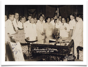 Ed with Juan Benitez being sworn in as Philippine Veterans Board Chmn by Pres Elpido Quirino, Malacanang Palace 1949